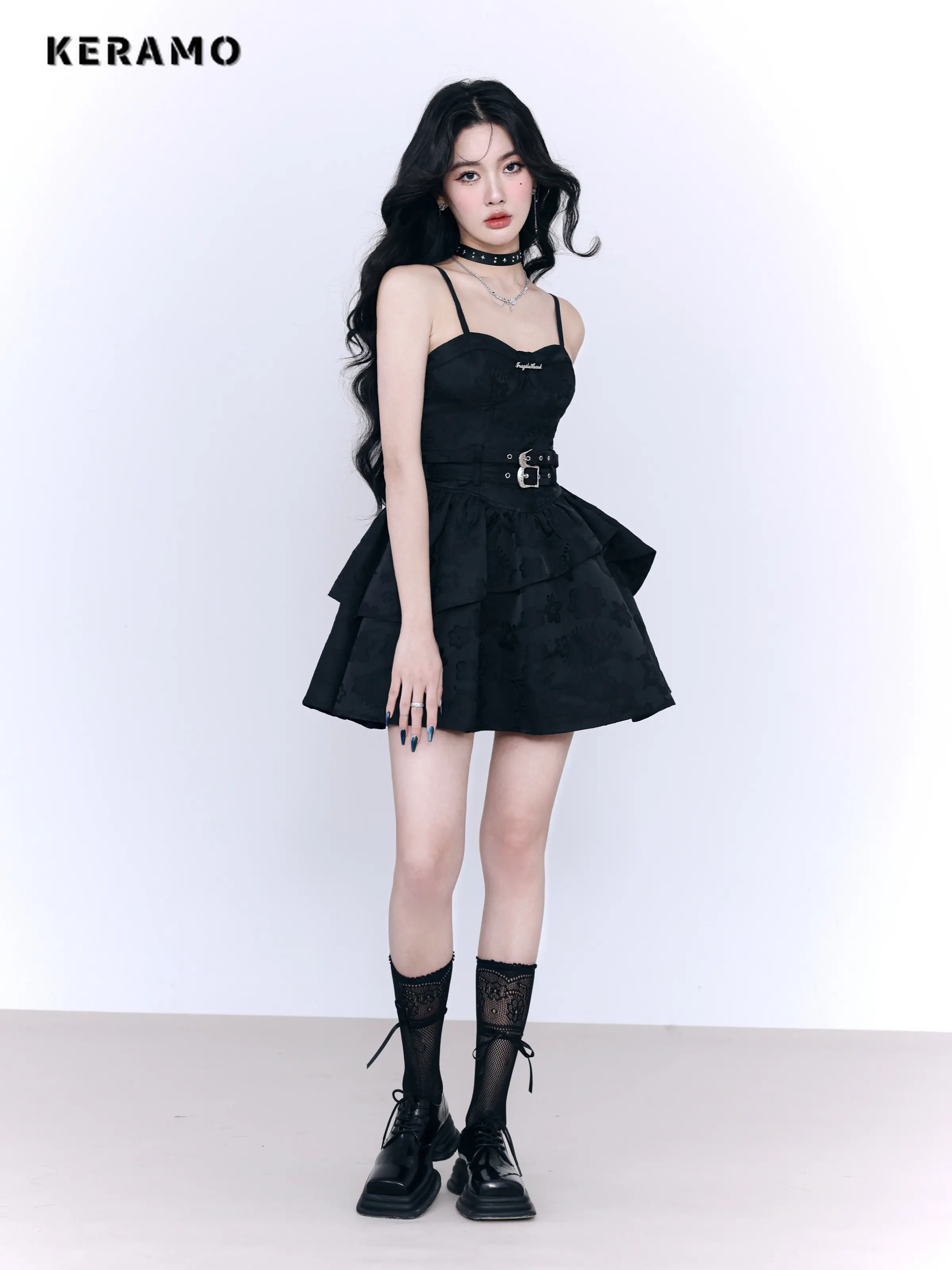 Women Sexy Backless Strapless Black Suspender Mini Dresses 2023 Summer High Waist Chiffon Hotsweet Party Club Gothic Dress
Women Sexy Backless Strapless Black Suspender Mini Dresses 2023 Summer High Waist Chiffon Hotsweet Party Club Gothic Dress