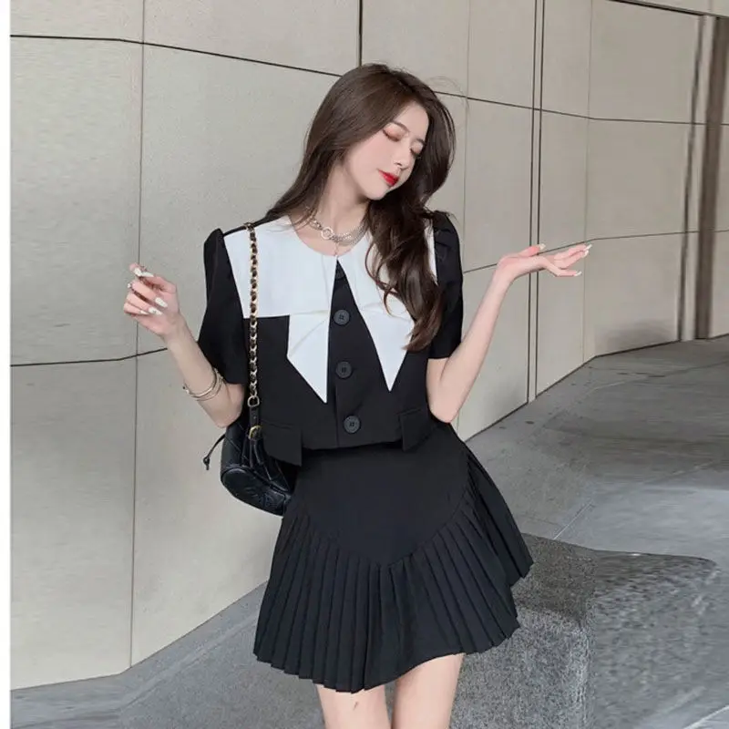2022 Women Summer Fashion 2 Piece Sets Female Short Jacket Coat Crop Top + High Wiats Mini Pleated Skirts Ladies Suits Y156
2022 Women Summer Fashion 2 Piece Sets Female Short Jacket Coat Crop Top + High Wiats Mini Pleated Skirts Ladies Suits Y156