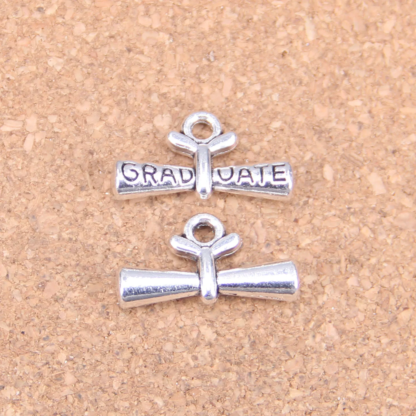 60pcs Charms Graduation certificate 20x10mm Antique Pendants,Vintage Tibetan Silver Jewelry
60pcs Charms Graduation certificate 20x10mm Antique Pendants,Vintage Tibetan Silver Jewelry