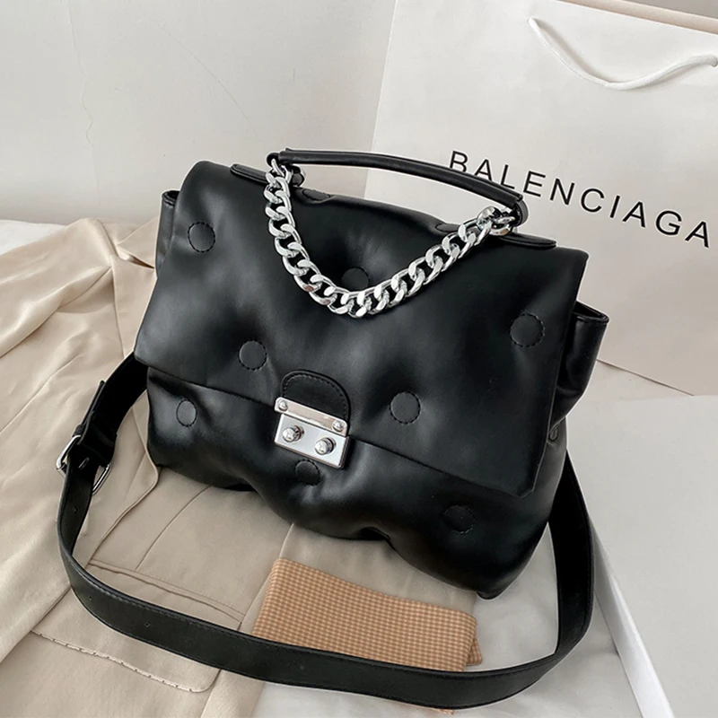 2022Winter Retro Women's Shoulder padded quilted Bag luxury designer handbag Shopper Bags Space Pad Cotton Female
2022Winter Retro Women's Shoulder padded quilted Bag luxury designer handbag Shopper Bags Space Pad Cotton Female