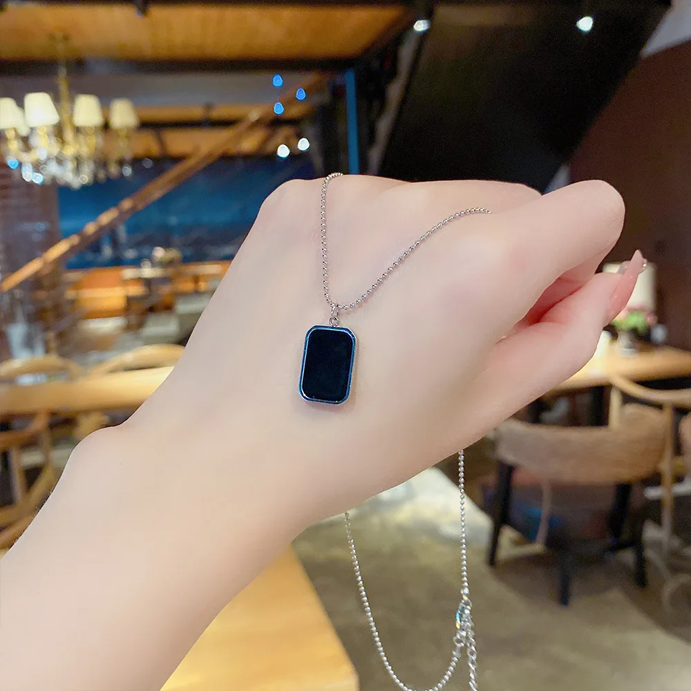 

Simple Geometric Square Rectangle Nimble Lucky Love Heart Mother's Day Pendant Necklace Woman Girl Wedding Blessing Jewelry