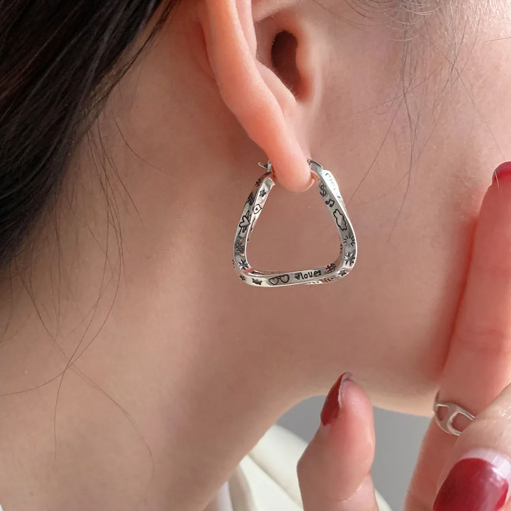 Big Vintage Graffiti Earrings For Women Geometric Triangle Special Personality Punk Fashion Charms Ear Jewelry Girls Gift 2022
Big Vintage Graffiti Earrings For Women Geometric Triangle Special Personality Punk Fashion Charms Ear Jewelry Girls Gift 2022