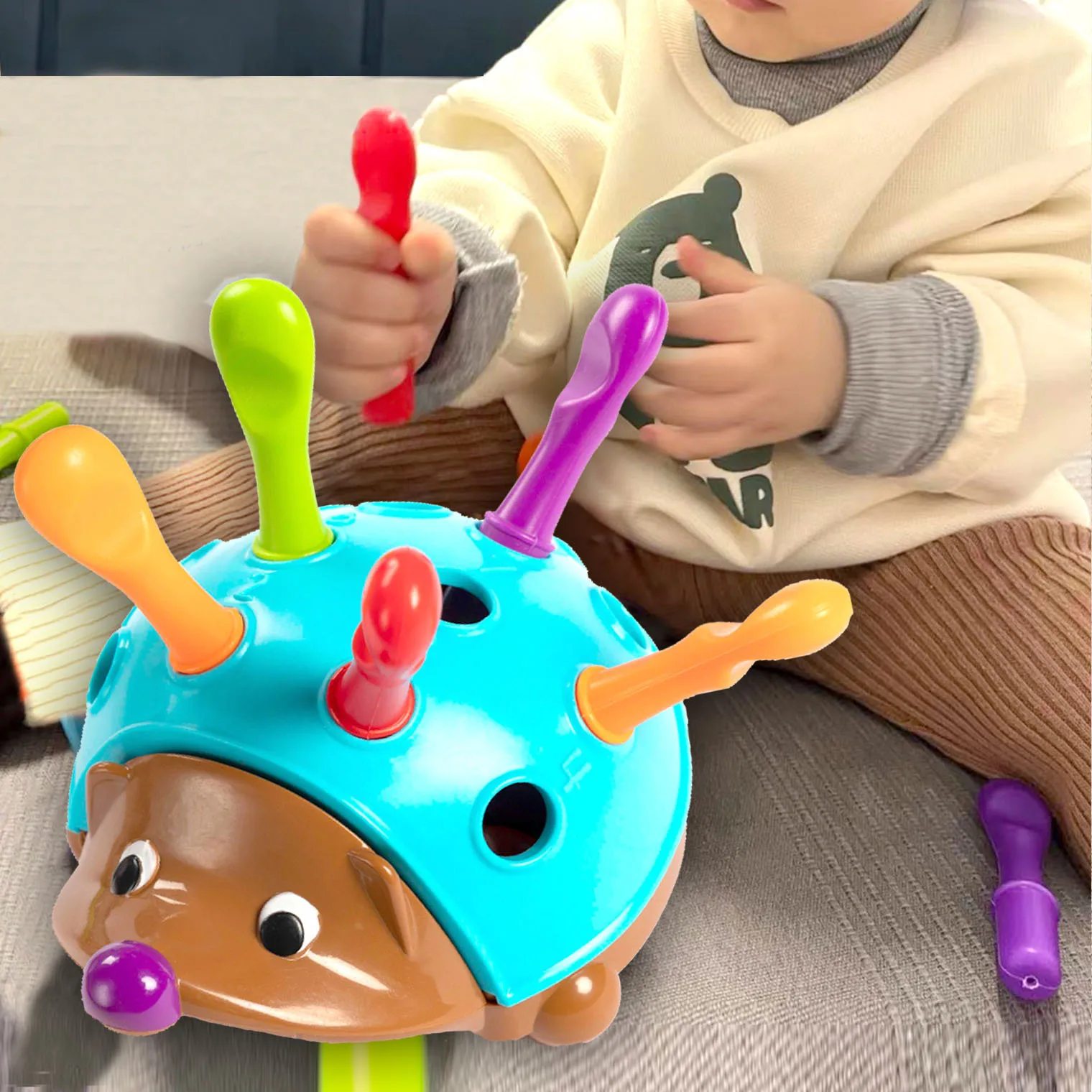 Baby Early Education Toys Hedgehog Training Focused on Children's Fine Motor Hand-Eye Coordination Fight Inserted Toy 1-3 Years 
Baby Early Education Toys Hedgehog Training Focused on Children's Fine Motor Hand-Eye Coordination Fight Inserted Toy 1-3 Years