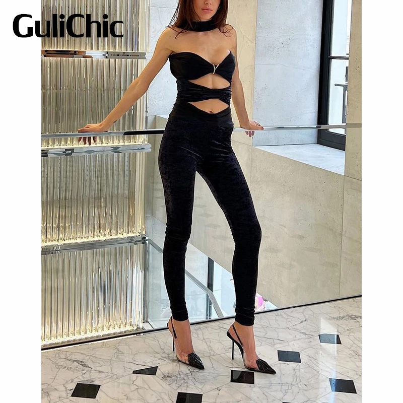 10.26 GuliChic Women High Street Fashion Sexy Letter Hollow Out Halter Sleeveless Velvet Jumpsuit
10.26 GuliChic Women High Street Fashion Sexy Letter Hollow Out Halter Sleeveless Velvet Jumpsuit