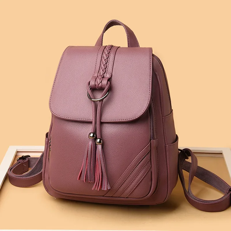Winter Hot Sale High Quality Backpack for Women 2023 New Tassel Pendant High Capacity Student Travel Bag for Women 
Winter Hot Sale High Quality Backpack for Women 2023 New Tassel Pendant High Capacity Student Travel Bag for Women