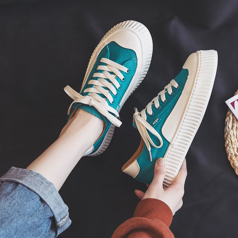 Женские Дизайнерские кроссовки на плоской платформе, удобные повседневные классические туфли на шнуровке, лето-осень 2021
Женские Дизайнерские кроссовки на плоской платформе, удобные повседневные классические туфли на шнуровке, лето-осень 2021