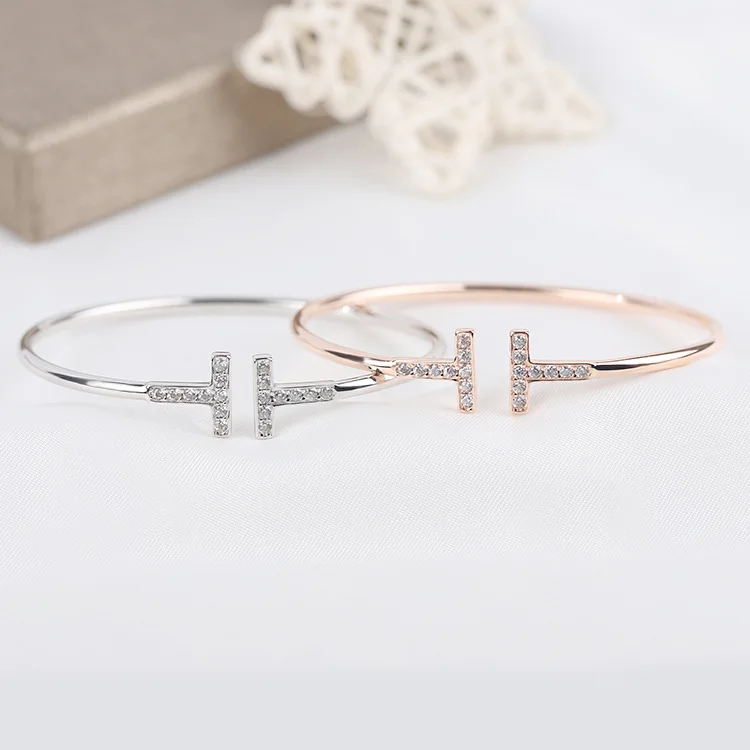 Fashion Designer Classic Letter Sparkling Zircon Real 925 Sterling Silver Women Cuff Bracelet Quality Jewelry for Women
Fashion Designer Classic Letter Sparkling Zircon Real 925 Sterling Silver Women Cuff Bracelet Quality Jewelry for Women