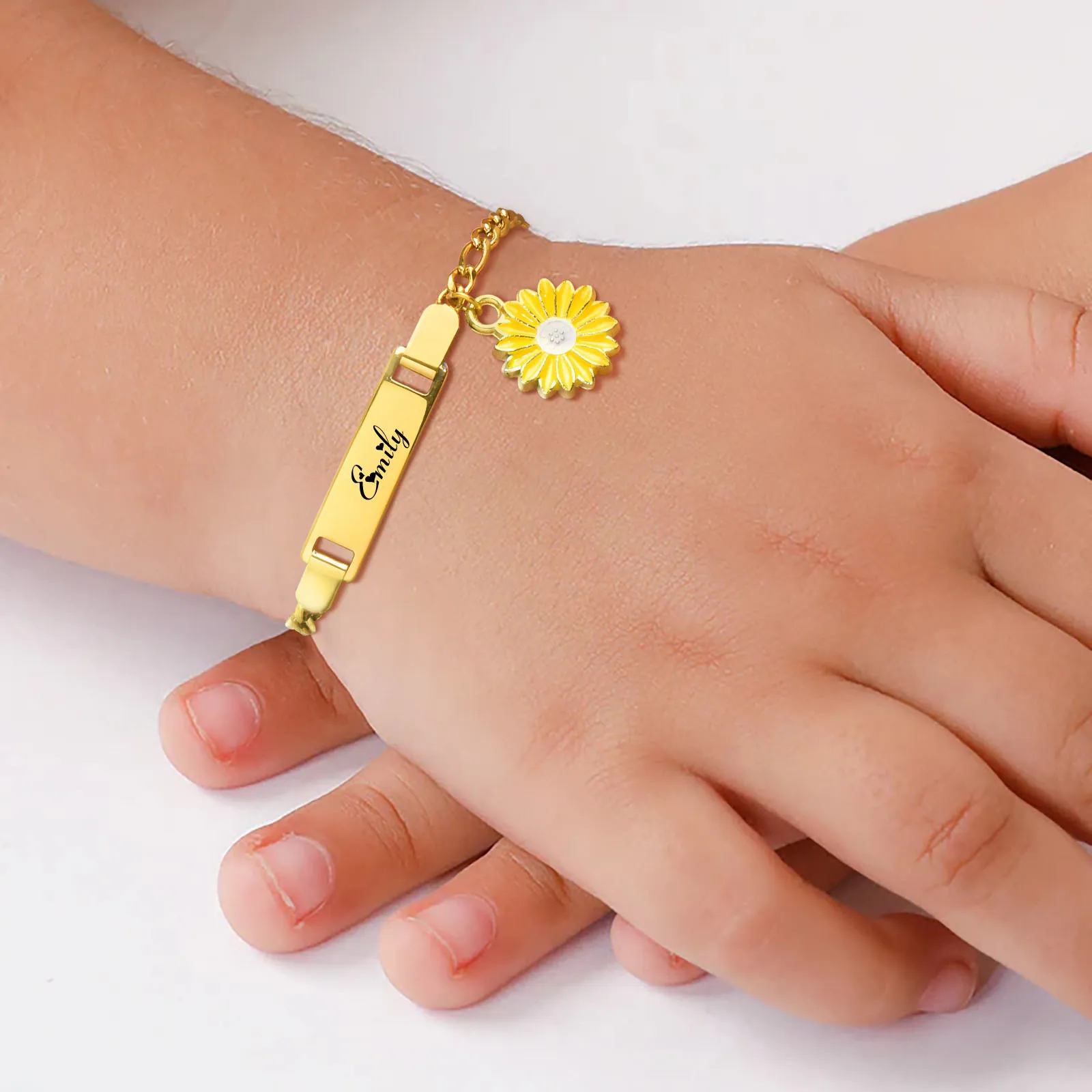 Personalized Name Baby Bracelet With Daisy Flower,bcustomized Heart Date ID Bar, Stainles Steel Chain Link Adjustable, Not Fade
Personalized Name Baby Bracelet With Daisy Flower,bcustomized Heart Date ID Bar, Stainles Steel Chain Link Adjustable, Not Fade