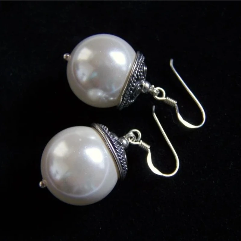 Vintage Fashion Geometric Round Distressed Pearl Earrings for Women Party Jewelry Gifts
Vintage Fashion Geometric Round Distressed Pearl Earrings for Women Party Jewelry Gifts
