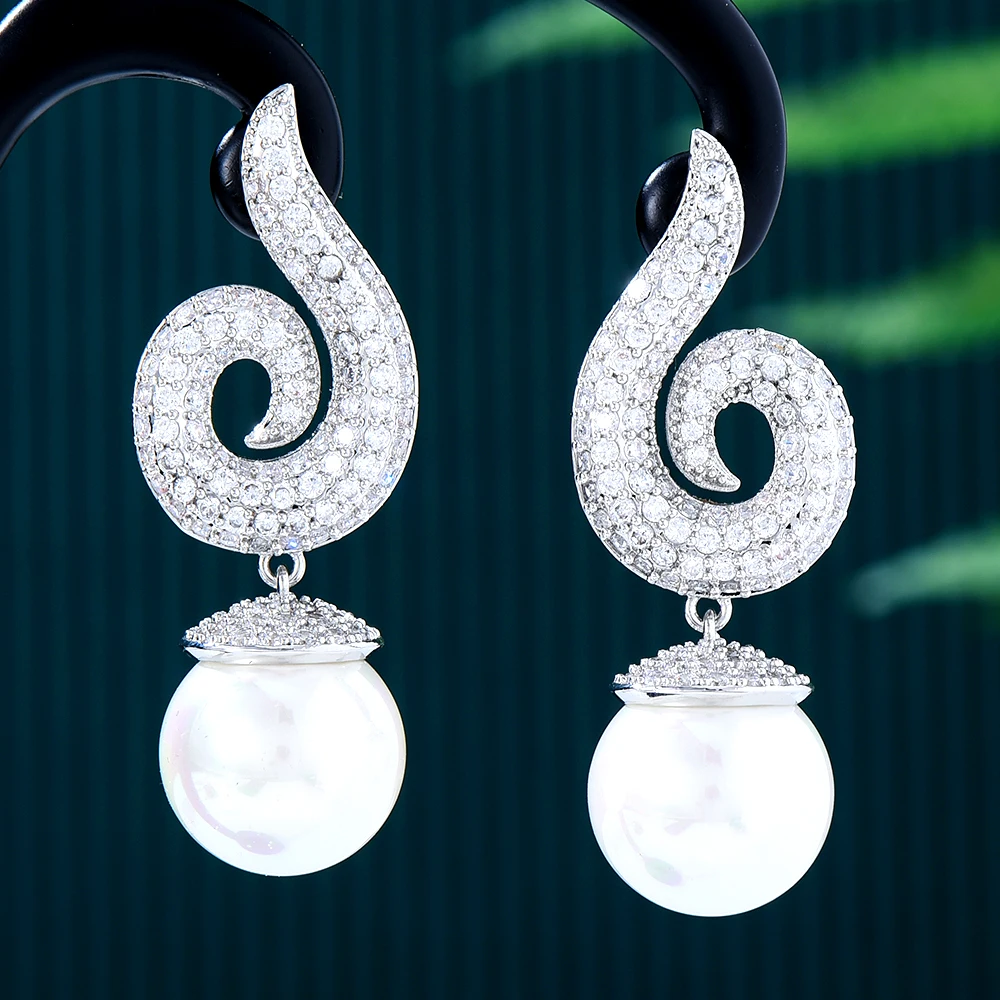 soramoore New Trend Pearl Earrings Female Moon Star Flower Rhinestone Wedding Pendant Earrings Fashion Korean Jewelry Earrings
soramoore New Trend Pearl Earrings Female Moon Star Flower Rhinestone Wedding Pendant Earrings Fashion Korean Jewelry Earrings