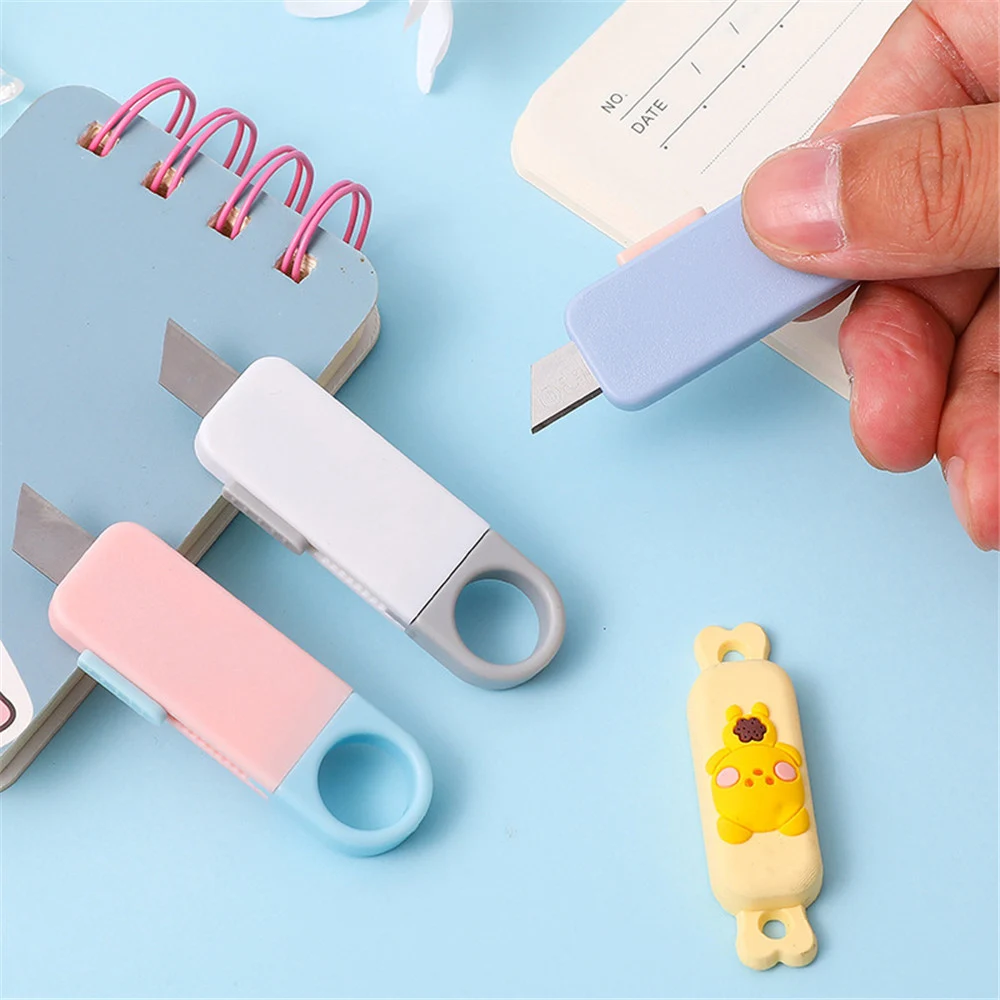 1pc Kawaii Creative USB Flash Disk Shape Utility Knife Retractable Paper Cutter Utility Knives Stationery Envelope Opener
1pc Kawaii Creative USB Flash Disk Shape Utility Knife Retractable Paper Cutter Utility Knives Stationery Envelope Opener