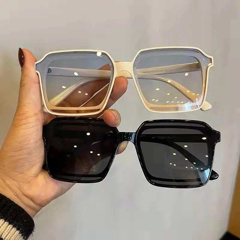 Offers With Free Shipping Photochromic Square Glasses Small Frame UV400 Designer Clothes Sun Glasses For Women Fashion 2022
Offers With Free Shipping Photochromic Square Glasses Small Frame UV400 Designer Clothes Sun Glasses For Women Fashion 2022