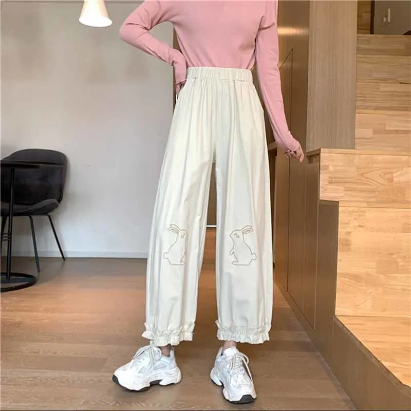 Japanese Kawaii Harajuku Teen Girls Loose Bear Embroidery Wild Leg Baggy Pants Casual Female Sweet Cute Sweatpants Trousers
Japanese Kawaii Harajuku Teen Girls Loose Bear Embroidery Wild Leg Baggy Pants Casual Female Sweet Cute Sweatpants Trousers