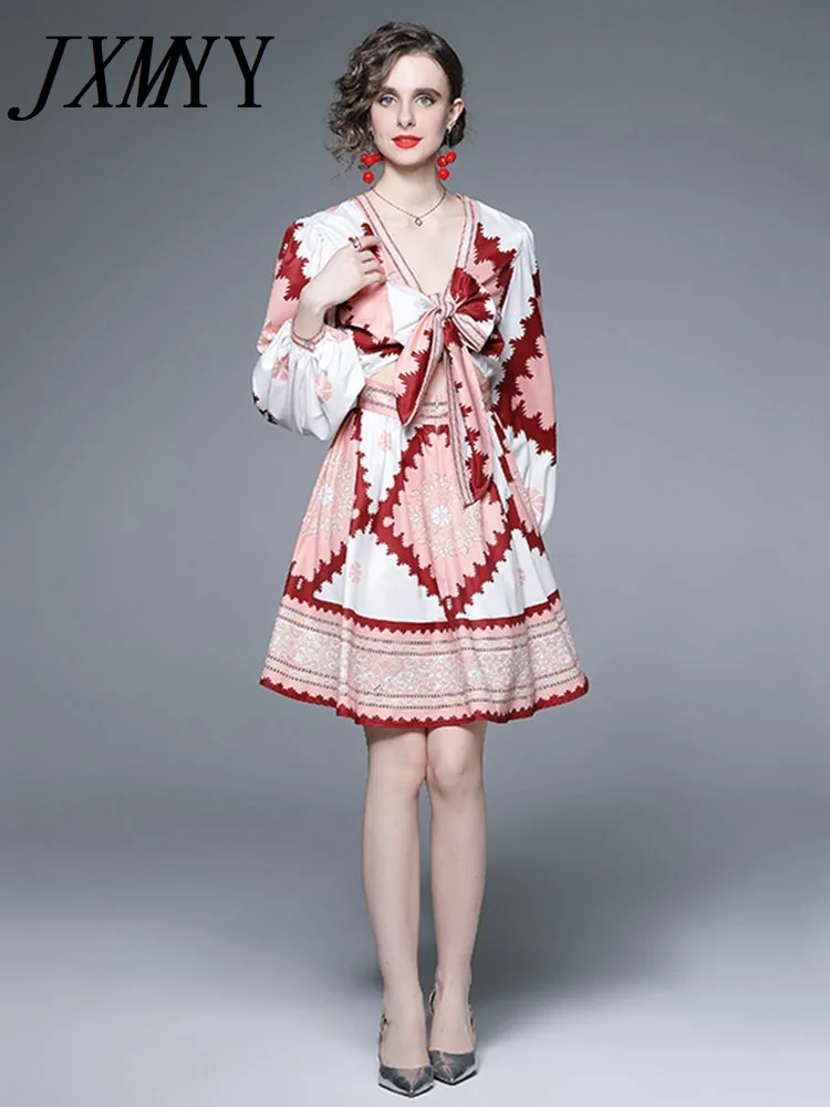 JXMYY 2022 Spring And Summer new Elegant Temperament Bow Tie Design Sense V-Neck Fashion Swing Dress Women's
JXMYY 2022 Spring And Summer new Elegant Temperament Bow Tie Design Sense V-Neck Fashion Swing Dress Women's