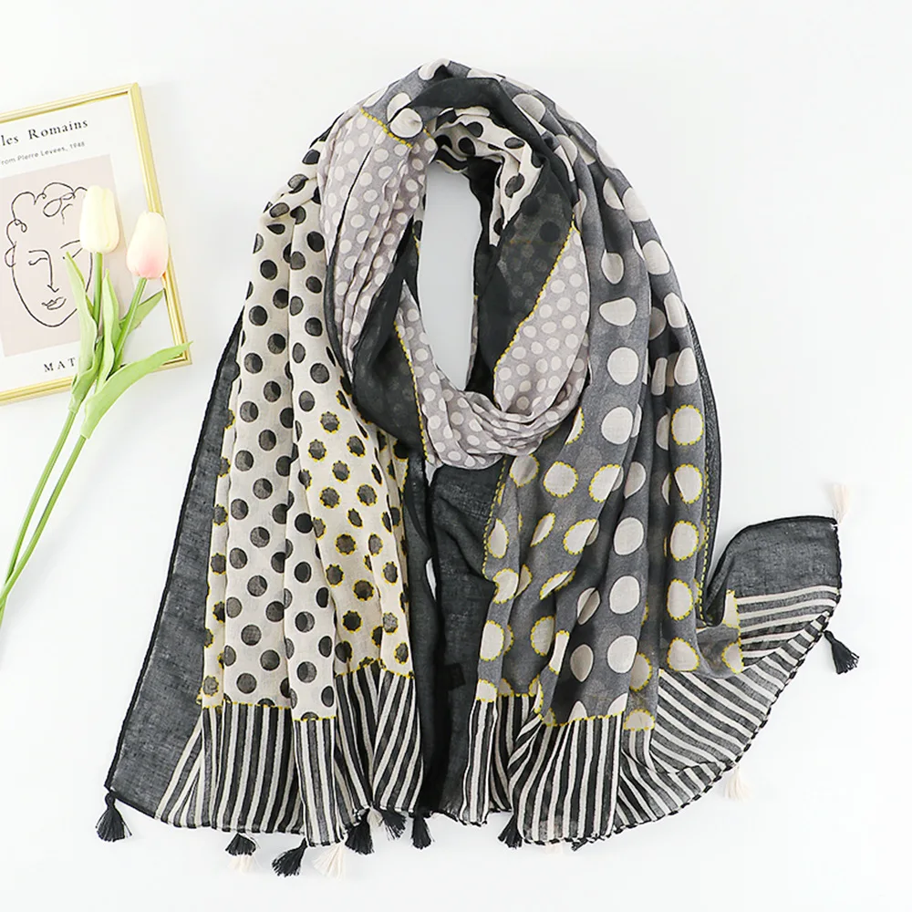 Thin size polka dot tassel cotton linen Shawl Scarves Sequins Femme Bufandas Hijabs Heavy Scarf Solider female bow ties Bandana
Thin size polka dot tassel cotton linen Shawl Scarves Sequins Femme Bufandas Hijabs Heavy Scarf Solider female bow ties Bandana