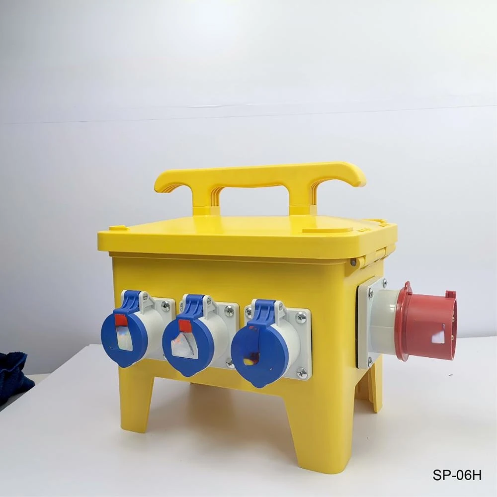 Waterproof Combination Distribution Box Power Mobile Socket Box IP65 32A 6 channels 
Waterproof Combination Distribution Box Power Mobile Socket Box IP65 32A 6 channels