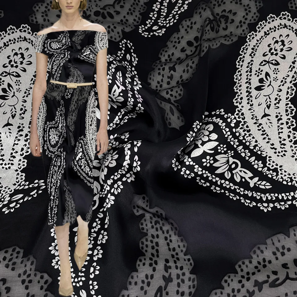 Skin-friendly Soft, Jacquard Silk Satin Fabric, Black and Silver Cashew Flower Dress Cheongsam Silk Satin Fabric
Skin-friendly Soft, Jacquard Silk Satin Fabric, Black and Silver Cashew Flower Dress Cheongsam Silk Satin Fabric