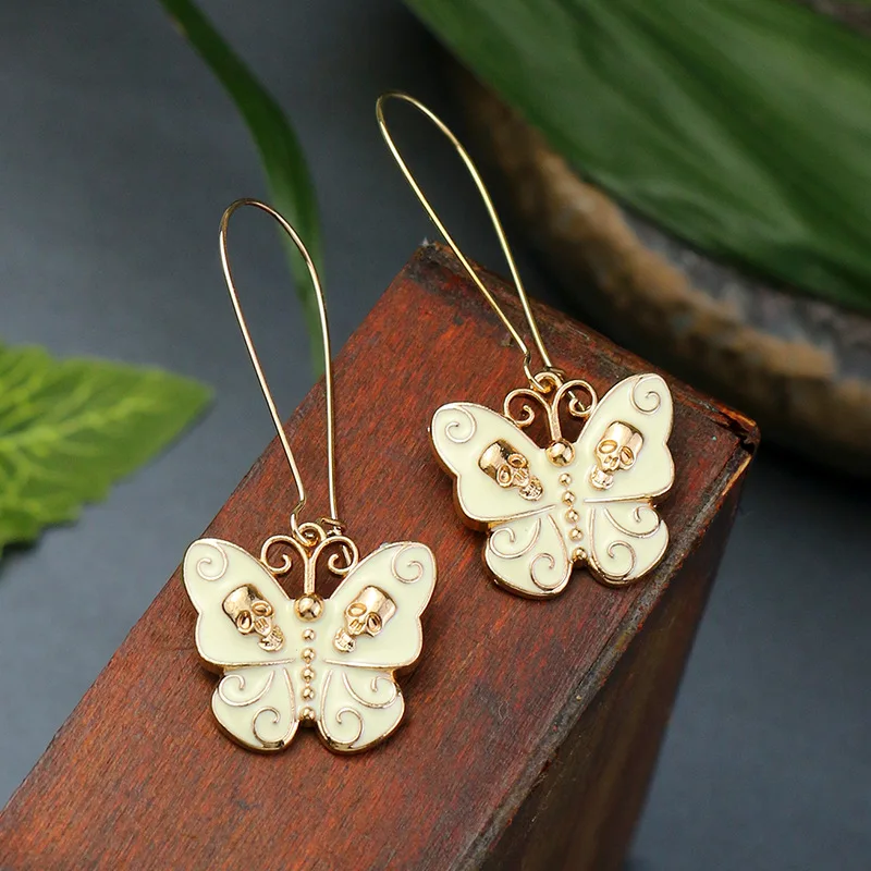 European and American Halloween Earrings Drip Oil Butterfly Alloy Skull Earrings Jewelry
European and American Halloween Earrings Drip Oil Butterfly Alloy Skull Earrings Jewelry