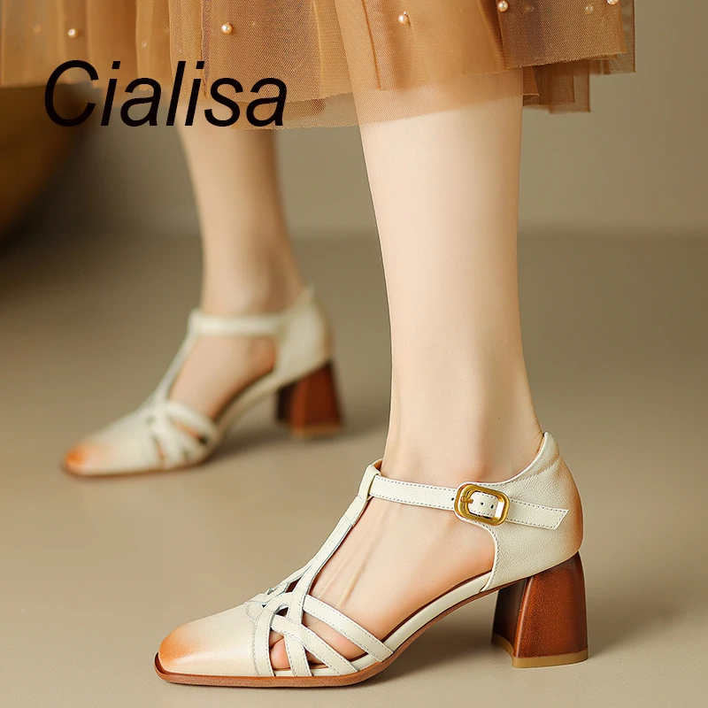 Босоножки Cialisa женские на высоком каблуке 6 см, винтажные повседневные сандалии, ремешок с пряжкой, летняя обувь ручной работы
Босоножки Cialisa женские на высоком каблуке 6 см, винтажные повседневные сандалии, ремешок с пряжкой, летняя обувь ручной работы