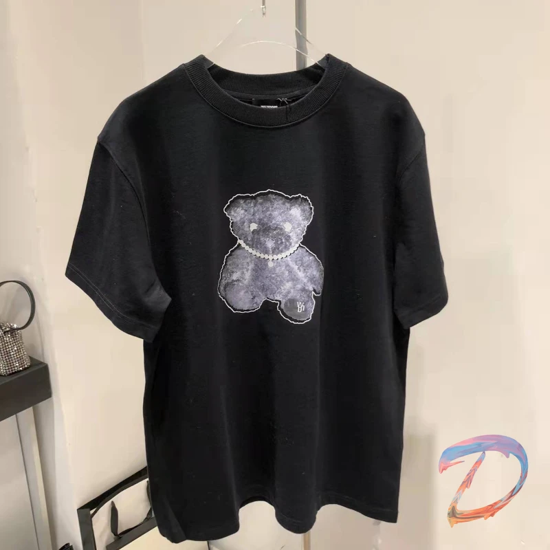 2022ss WELLDONE Casual T Shirts Men Women 3M Reflective Bear Print WELLDONE Tshirts
2022ss WELLDONE Casual T Shirts Men Women 3M Reflective Bear Print WELLDONE Tshirts
