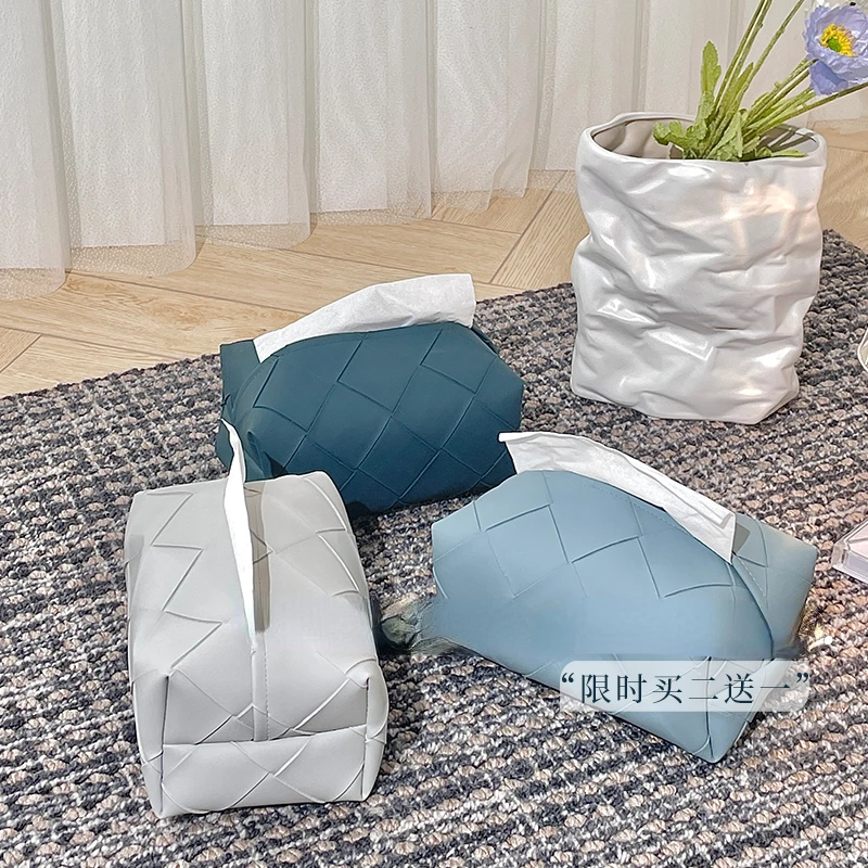 BV woven leather tissue box, high-end, luxurious and artistic, household hand wiping paper box, car mounted PU leather paper
BV woven leather tissue box, high-end, luxurious and artistic, household hand wiping paper box, car mounted PU leather paper