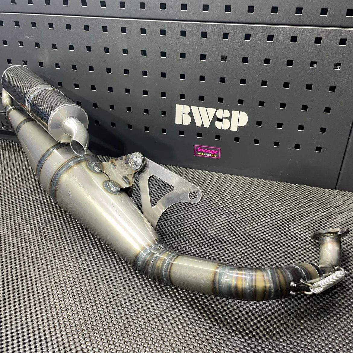 Exhaust Pipe BWS100 V8 Racing 4VP Engine Muffler For 125cc Increased Power And Speed BWSP Parts
Exhaust Pipe BWS100 V8 Racing 4VP Engine Muffler For 125cc Increased Power And Speed BWSP Parts