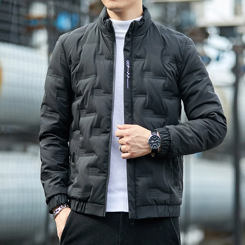 Down Jacket Men's Light And Thin Short Style Plus Bulky Size Fashionable Handsome Winter 2021 New Coat Boy Korean Version Warm
Down Jacket Men's Light And Thin Short Style Plus Bulky Size Fashionable Handsome Winter 2021 New Coat Boy Korean Version Warm