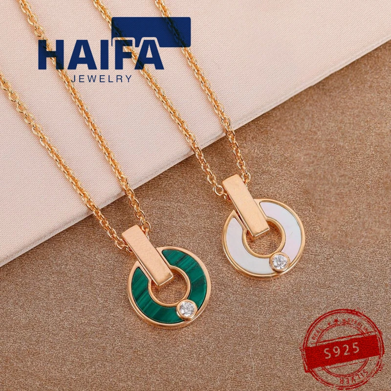 1:1 Hot selling European and American s925silver simple design party fashion Couple anime gift Luxury Jewelry necklace for women
1:1 Hot selling European and American s925silver simple design party fashion Couple anime gift Luxury Jewelry necklace for women