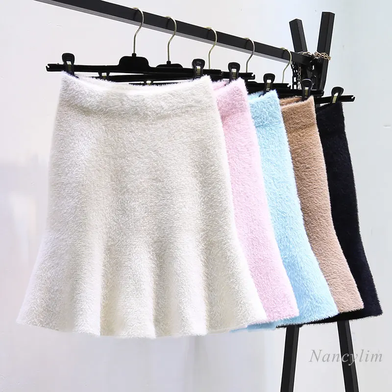 2023 Spring Autumn and Winter New Mink-like Wool Skirt for Women Thickened Knitted High Waist All-Matching A-Line Hip Skirts
2023 Spring Autumn and Winter New Mink-like Wool Skirt for Women Thickened Knitted High Waist All-Matching A-Line Hip Skirts