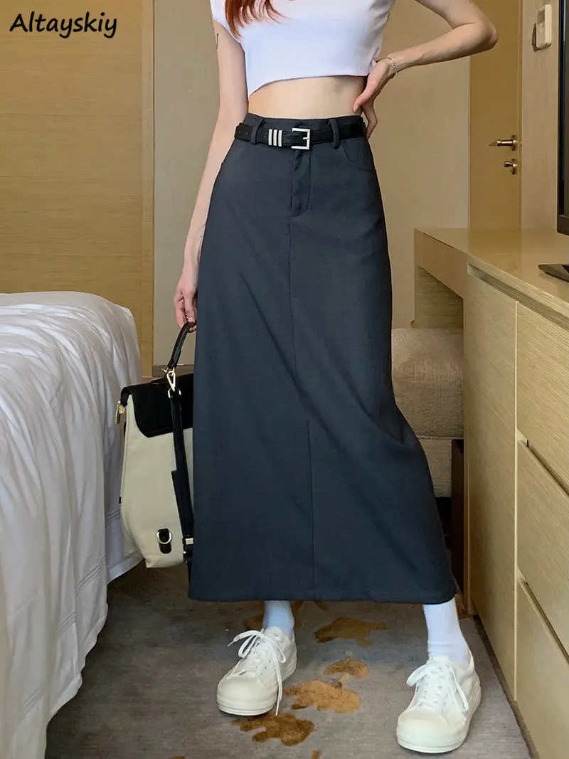 Юбка-миди женская с разрезом сзади, однотонная офисная приталенная простая элегантная дизайнерская Классическая трапециевидная юбка в Корейском стиле, винтажная весенняя
Юбка-миди женская с разрезом сзади, однотонная офисная приталенная простая элегантная дизайнерская Классическая трапециевидная юбка в Корейском стиле, винтажная весенняя