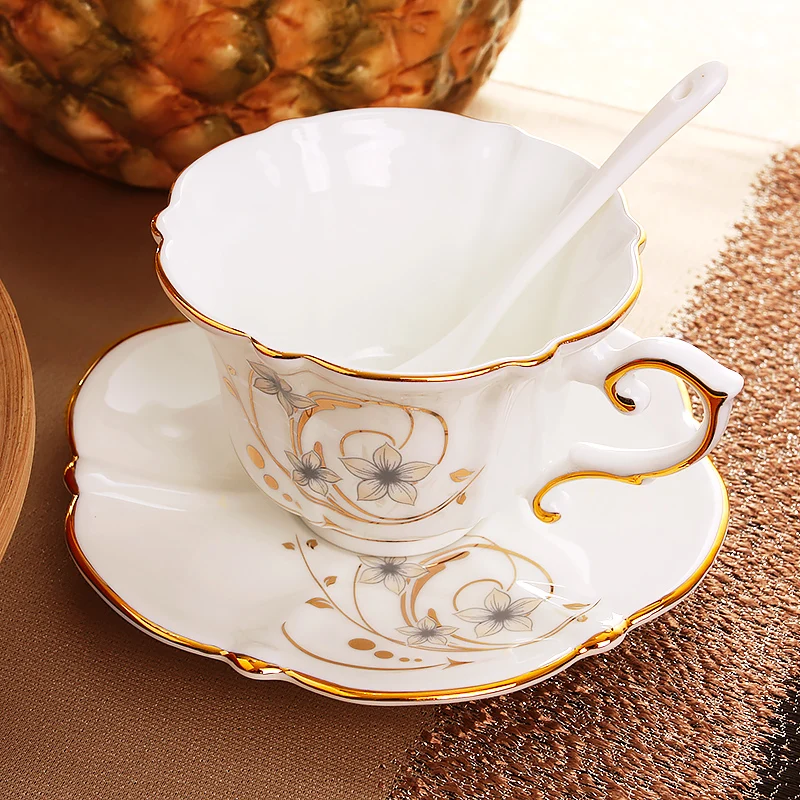 Handle Latte Coffee Cup Restaurant Portable Japanese Espresso Tea Cup Ceramic Cute Tazas De Ceramica Creativas Tea Cups Sets
Handle Latte Coffee Cup Restaurant Portable Japanese Espresso Tea Cup Ceramic Cute Tazas De Ceramica Creativas Tea Cups Sets