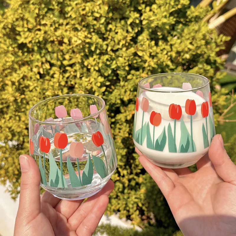 Ins Korean Glass Cup Girly Heart Tulip Coffee Cup Milk Juice Tea Glass Cups Transparent Beer Tumbler Simple Desktop Decor Mug
Ins Korean Glass Cup Girly Heart Tulip Coffee Cup Milk Juice Tea Glass Cups Transparent Beer Tumbler Simple Desktop Decor Mug