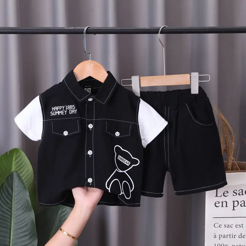 Children's Summer Suit Baby Boys Summer Small Children Short-sleeved Cartoon Fake Three Pieces Shorts
Children's Summer Suit Baby Boys Summer Small Children Short-sleeved Cartoon Fake Three Pieces Shorts