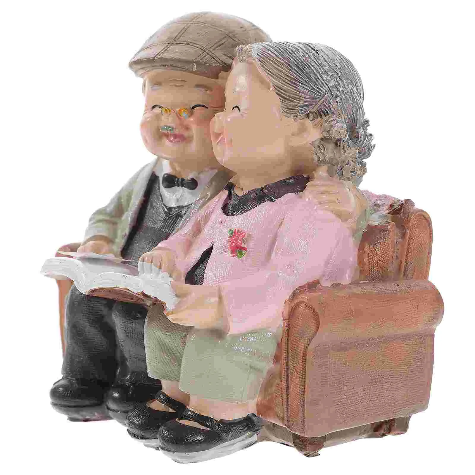 

Couple Cake Figurines Grandparents Topper Elderly Figurine Grandpa Grandma Statue Loving Wedding Anniversary Old Figure Figures
