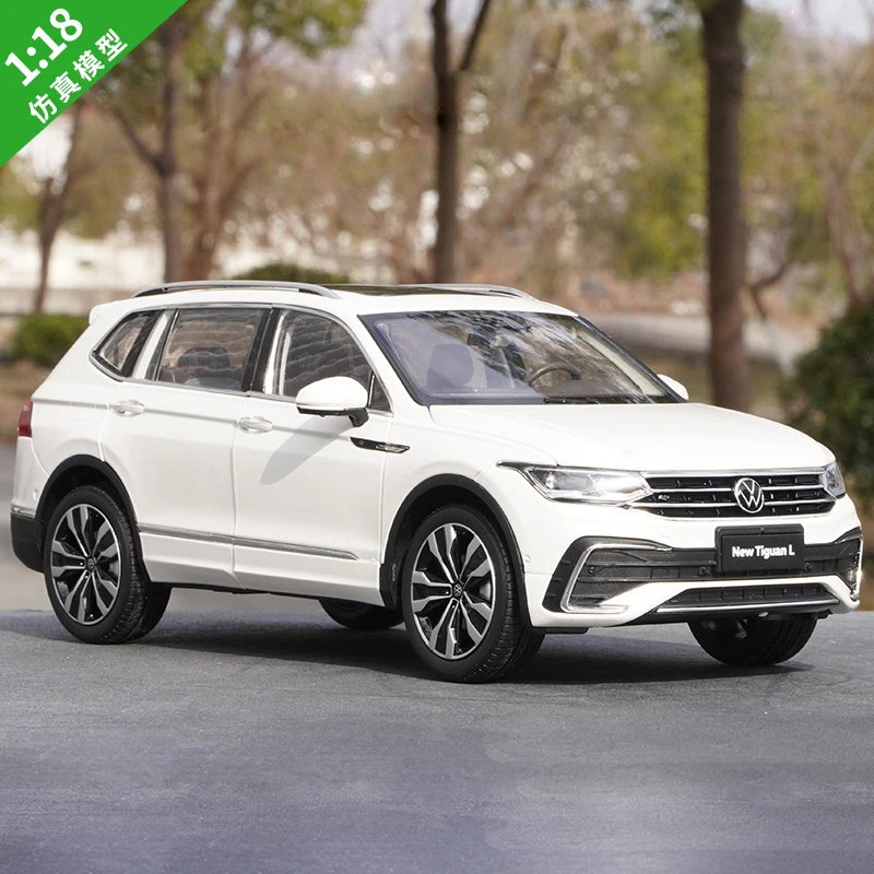 High Meticulous 1:18 VW TIGUAN L 2017 2022 Alloy Car Static Model Vehicles Original Box For Collection
High Meticulous 1:18 VW TIGUAN L 2017 2022 Alloy Car Static Model Vehicles Original Box For Collection