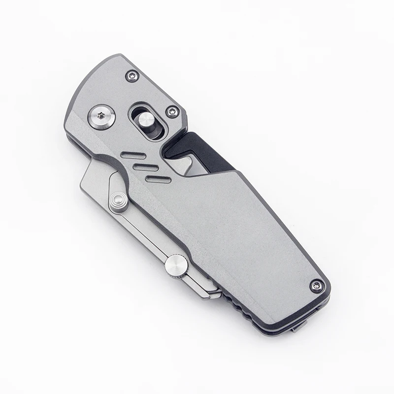 Складной нож BHBT в форме пончика
Складной нож BHBT в форме пончика