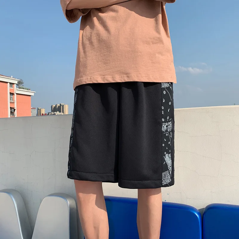 2022 New Trend Summer Casual Shorts For Men Style Hip Hop Basketball Pants Brand Crossfit Breeches MAN Plaid Skirt Free Shipping 
2022 New Trend Summer Casual Shorts For Men Style Hip Hop Basketball Pants Brand Crossfit Breeches MAN Plaid Skirt Free Shipping