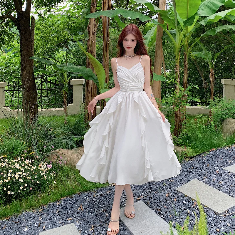 Летнее элегантное платье миди для женщин, белое платье с оборками на тонких бретелях, женское сексуальное платье
Летнее элегантное платье миди для женщин, белое платье с оборками на тонких бретелях, женское сексуальное платье