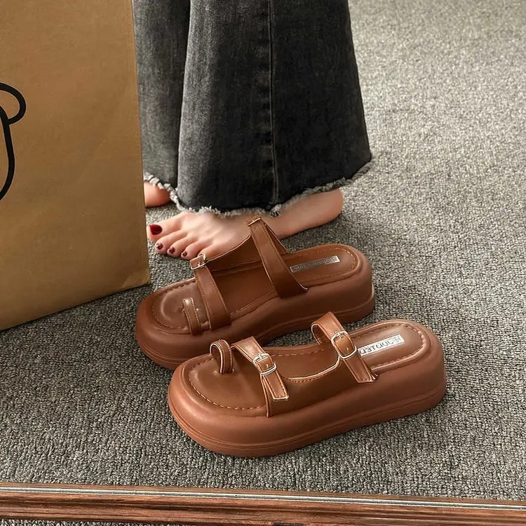 Rubber Flip Flops Slippers Casual Shoes Platform Slides Low Slipers Women Hawaiian Luxury 2023 Fashion PU Hoof Heels Fabric Basi
Rubber Flip Flops Slippers Casual Shoes Platform Slides Low Slipers Women Hawaiian Luxury 2023 Fashion PU Hoof Heels Fabric Basi