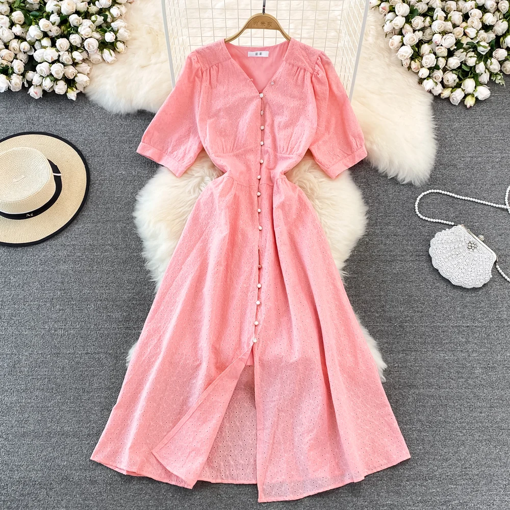 Gentle style V-neck single-breasted waist hollow hook flower dress seaside holiday big swing long skirt summer 
Gentle style V-neck single-breasted waist hollow hook flower dress seaside holiday big swing long skirt summer