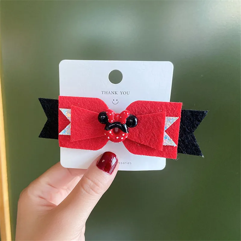 1pc Retail Christmas Reindeer Hairpin with Pom Pom Gold Bell Party Hair Grip Santa Barrette Green Glitter Leather Bow Barrette
1pc Retail Christmas Reindeer Hairpin with Pom Pom Gold Bell Party Hair Grip Santa Barrette Green Glitter Leather Bow Barrette