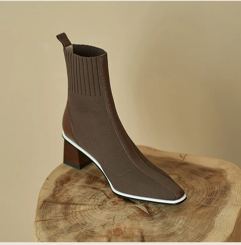 Women Boots Autumn Sexy Square heel Ladies Mid Calf Boots Comfort Stretch Fabric High Heels Boots 2022 Fashion Sock Female Shoes
Women Boots Autumn Sexy Square heel Ladies Mid Calf Boots Comfort Stretch Fabric High Heels Boots 2022 Fashion Sock Female Shoes