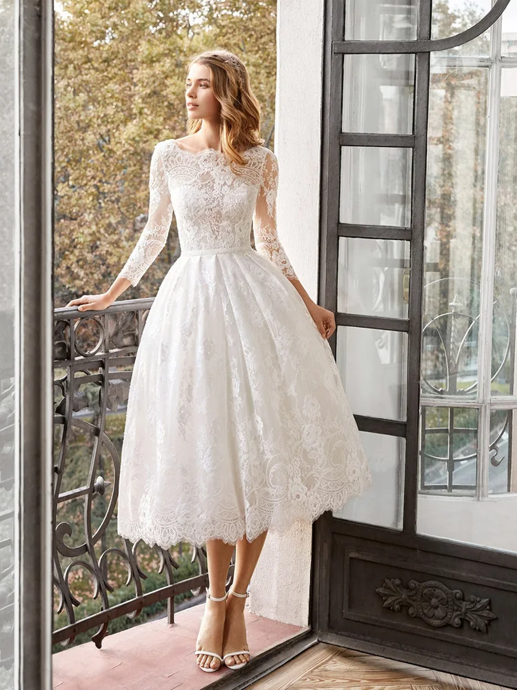 White Elegant Dress For Wedding Guest Lace Vestidos Coctel Elegantes Long-sleeved Backless Mid Calf Bridesmaid Dresses For Women
White Elegant Dress For Wedding Guest Lace Vestidos Coctel Elegantes Long-sleeved Backless Mid Calf Bridesmaid Dresses For Women