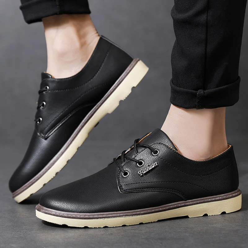 Spring and Summer Casual Shoes Breathable Fashion Leather Shoes Non-slip Men Shoes Business Casual Leather Shoes Sizes 39-44
Spring and Summer Casual Shoes Breathable Fashion Leather Shoes Non-slip Men Shoes Business Casual Leather Shoes Sizes 39-44
