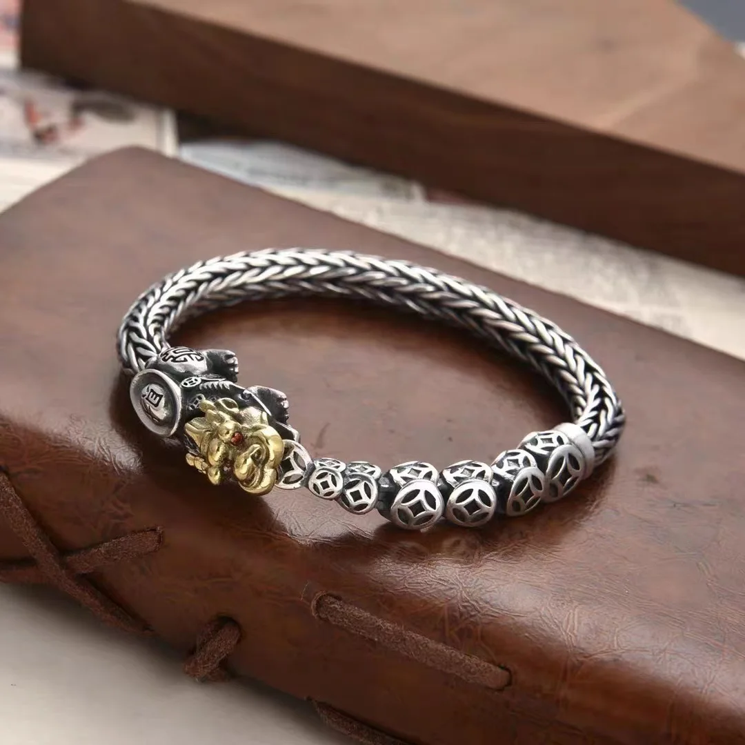 XS Original Design, Hand-woven Pixiu Bracelet, Men's Fashionable Retro Ethnic Style Jewelry, Sent To Boyfriend for Fortune
XS Original Design, Hand-woven Pixiu Bracelet, Men's Fashionable Retro Ethnic Style Jewelry, Sent To Boyfriend for Fortune