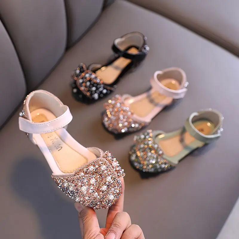 2022 New Summer Baby Girls Sandals Children Sandals Pearl Crystal Bow Single Princess Roman Shoe Non-Slip Dance Party Shoes
2022 New Summer Baby Girls Sandals Children Sandals Pearl Crystal Bow Single Princess Roman Shoe Non-Slip Dance Party Shoes