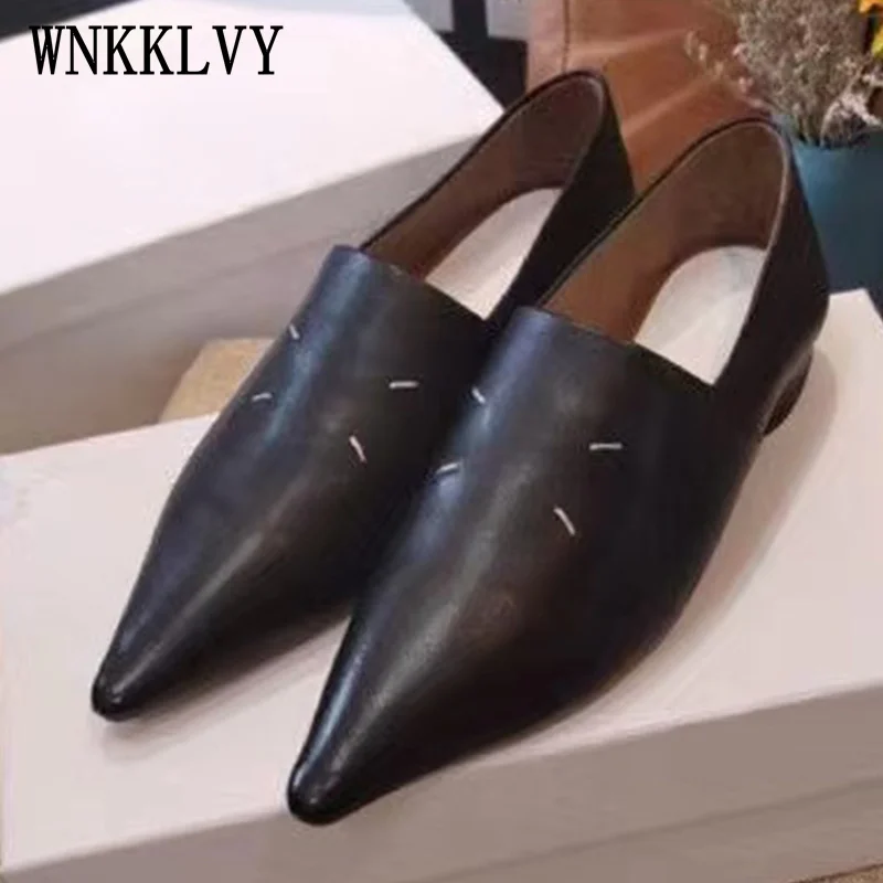Pointed Toe Genuine Leather Flat Shoes Women's Shoes Simple Casual Shoes British Style Comfortable Slip-on Loafers Ladies
Pointed Toe Genuine Leather Flat Shoes Women's Shoes Simple Casual Shoes British Style Comfortable Slip-on Loafers Ladies
