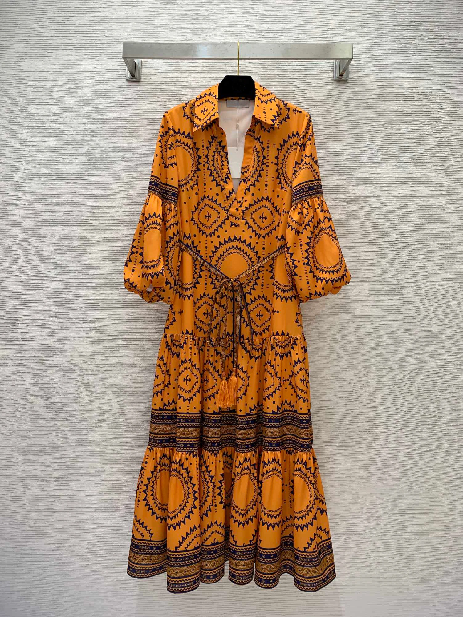 Luxury designer Ladies skirt Fashion high quality printed long dress elegant vintage women's dress 2023 new
Luxury designer Ladies skirt Fashion high quality printed long dress elegant vintage women's dress 2023 new