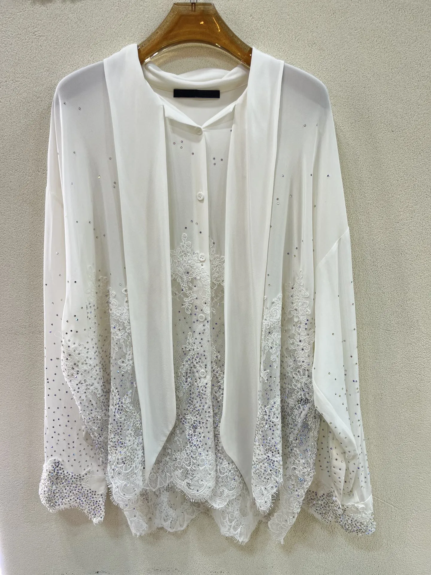 Female Clothing Shirt Top Women Blouse Women Clothing Woman Clothes Fashion 2022 Women's Shirt Long Sleeve Diamond Lace Shirt
Female Clothing Shirt Top Women Blouse Women Clothing Woman Clothes Fashion 2022 Women's Shirt Long Sleeve Diamond Lace Shirt