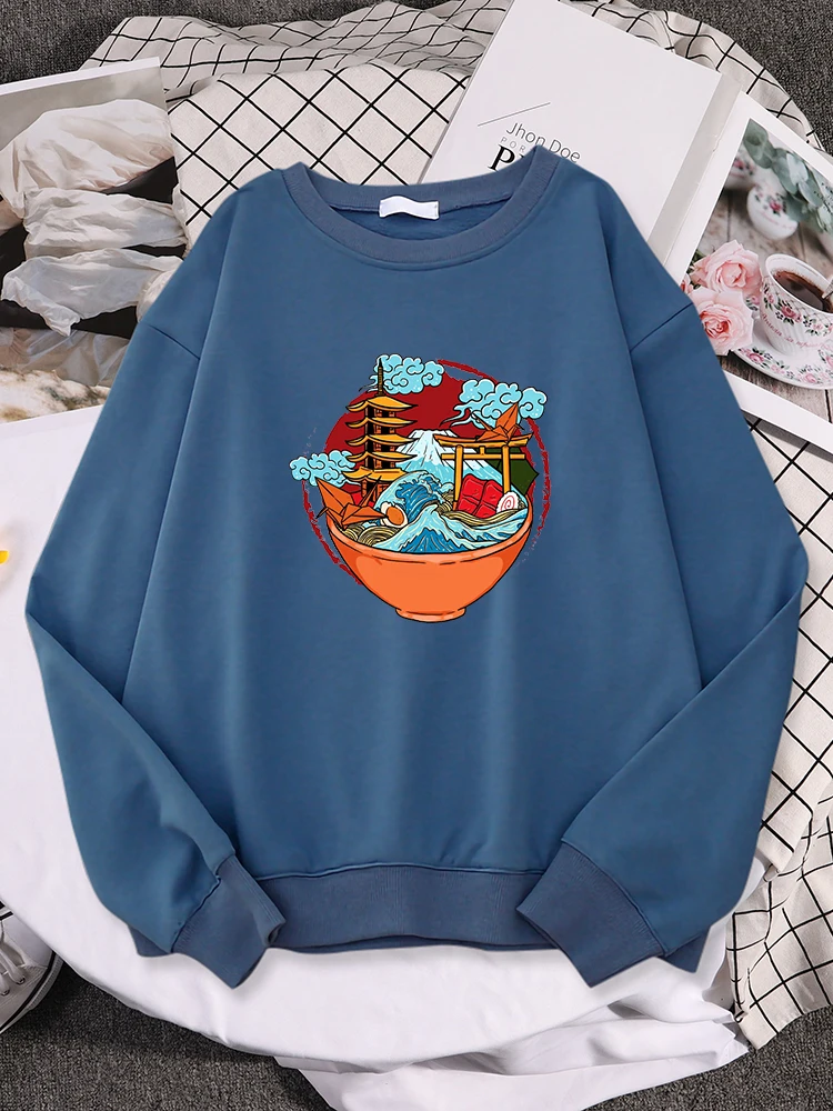 Japanese Ramen Art With Pagoda Cloud Sea Waves Women Hooded Trend Casual Tracksuit Korean Trend Sweatshirt Autumn Loose Pullover
Japanese Ramen Art With Pagoda Cloud Sea Waves Women Hooded Trend Casual Tracksuit Korean Trend Sweatshirt Autumn Loose Pullover